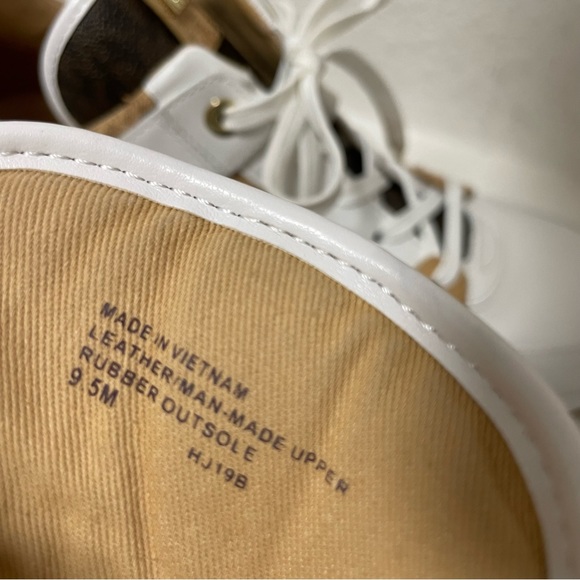 🆕 Michael Kors Georgie Metallic Leather Trainer Sneakers Sz 9.5M - Picture 13 of 13